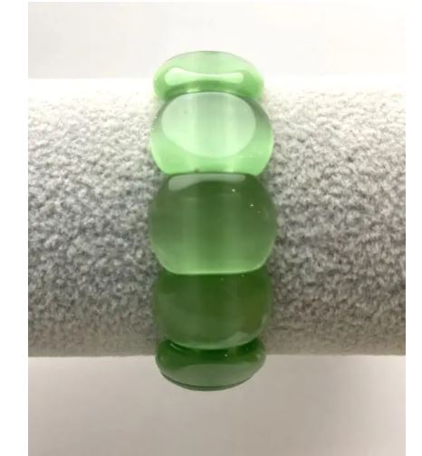 Cat's Eye Bracelet, Green, Link-Style, 18x12 mm, Length 18 cm (Stretch)
