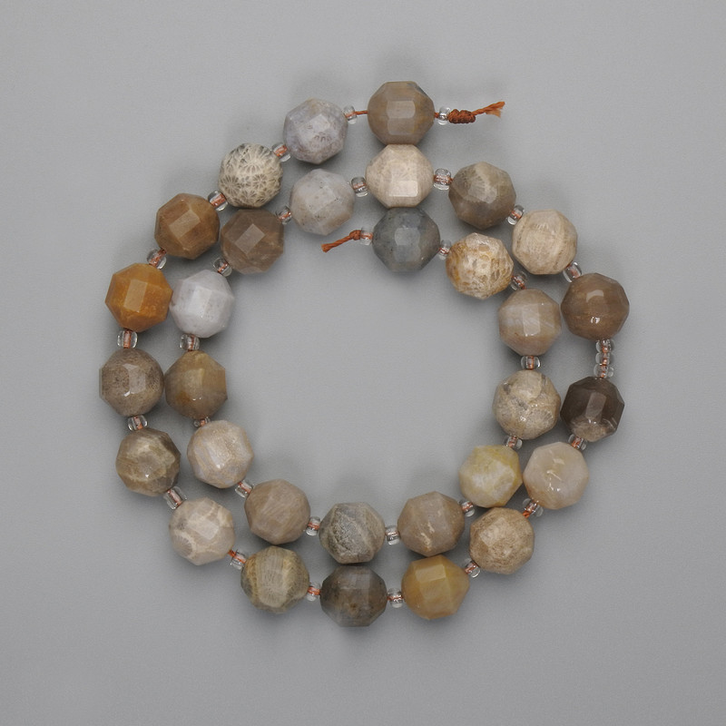 Faceted Coral Beads 10x9mm +/- Seed Beads 3mm +/-, Length 38 cm+