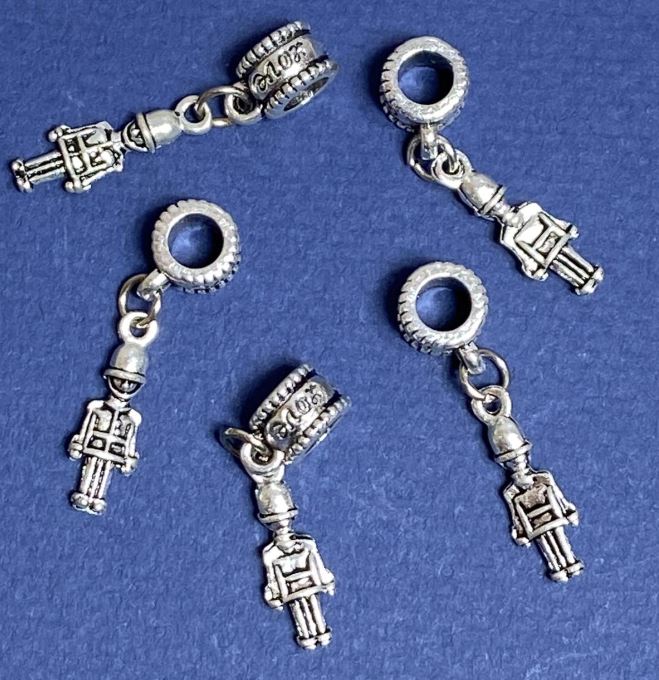 Bail with Pandora Soldier Pendant, 3 cm, pack of 5