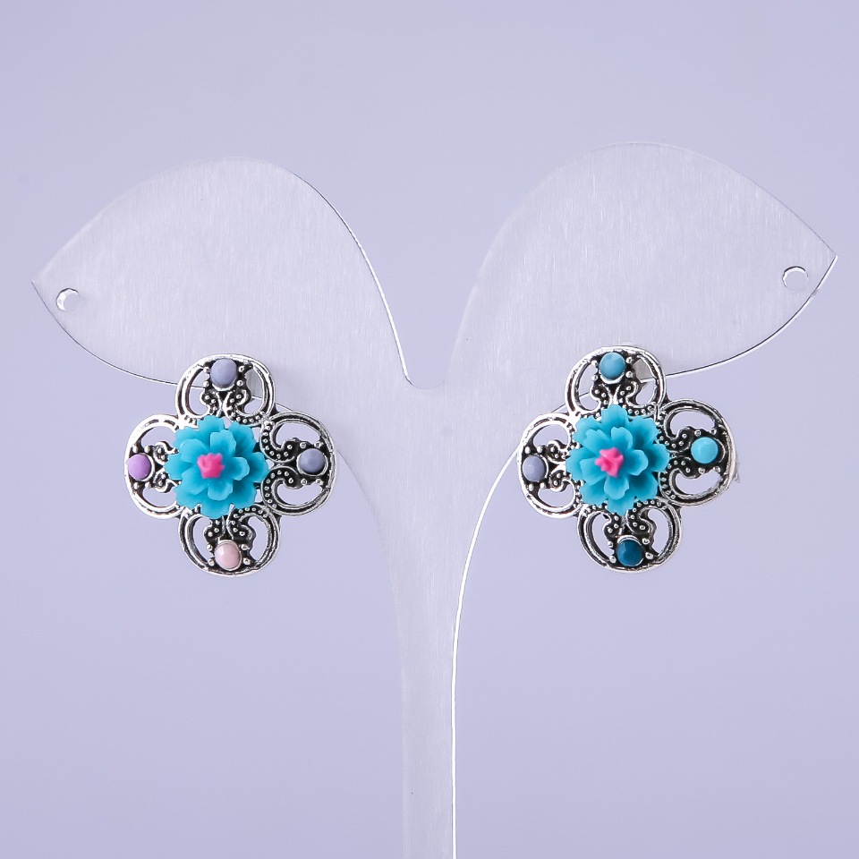 Earrings 'Asters' blue, 22mm diameter