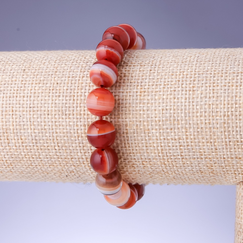 Sardonyx elastic bracelet with smooth beads, diameter 10+ mm