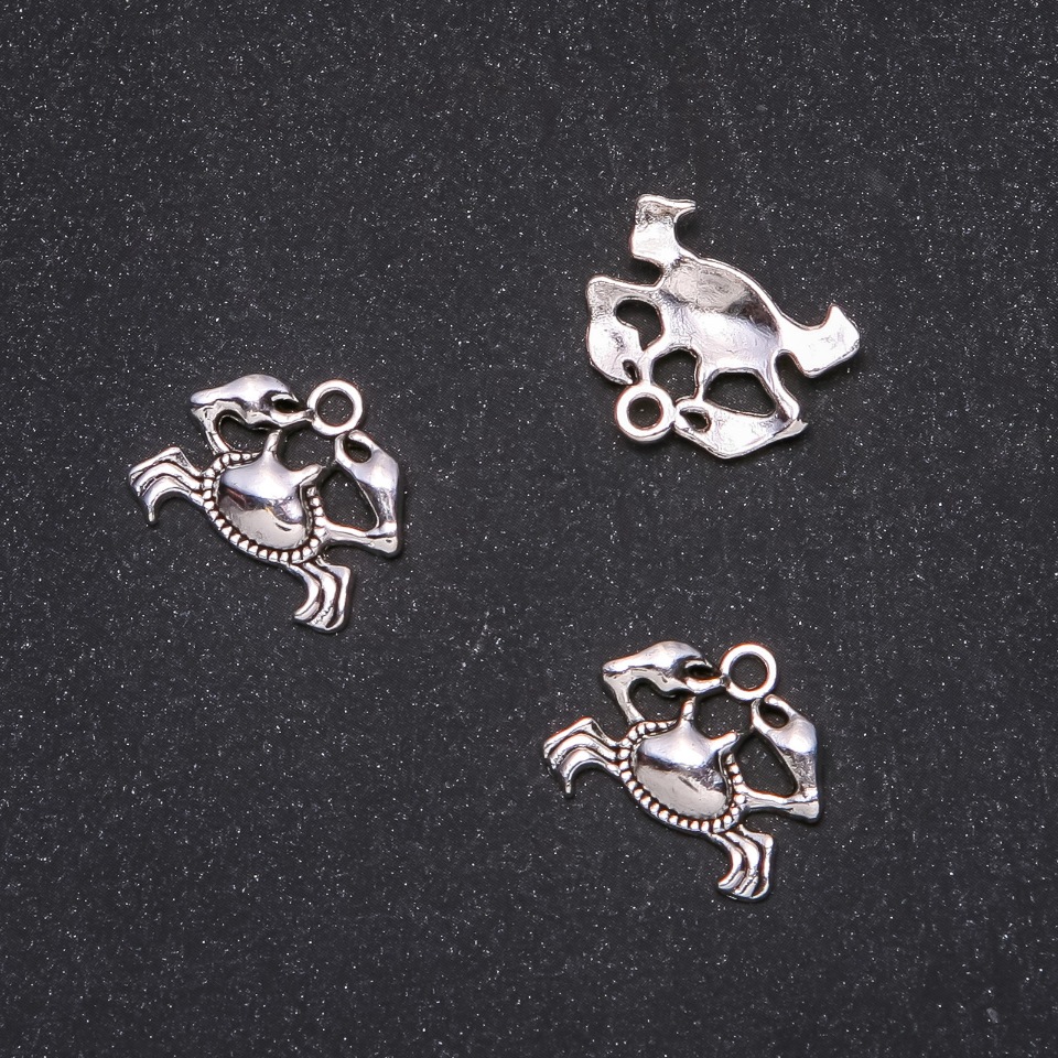 Crab Pendant Findings 19x14 mm, packaging 20 g, +/- 16 pcs