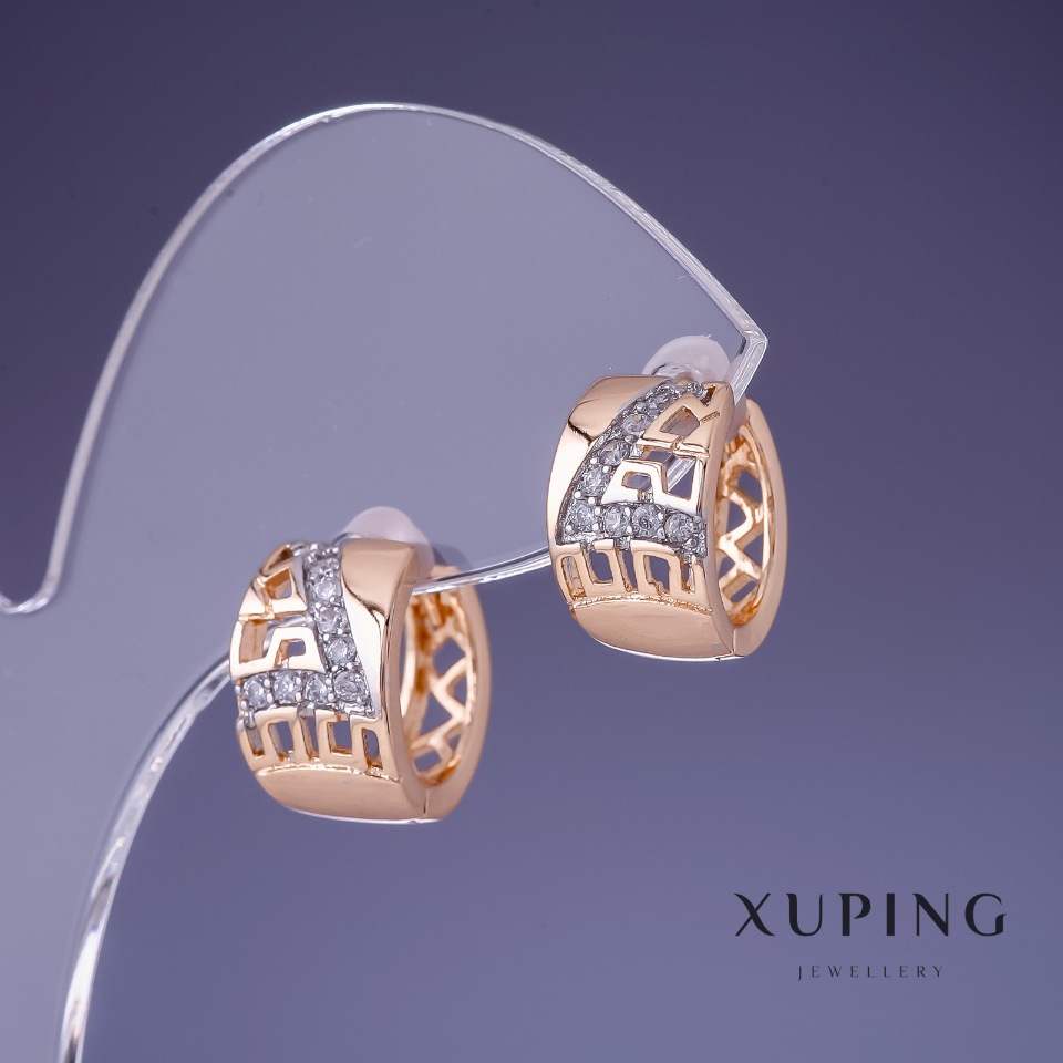 Xuping Earrings 14x8mm with 18K Gold Plating and White Crystals