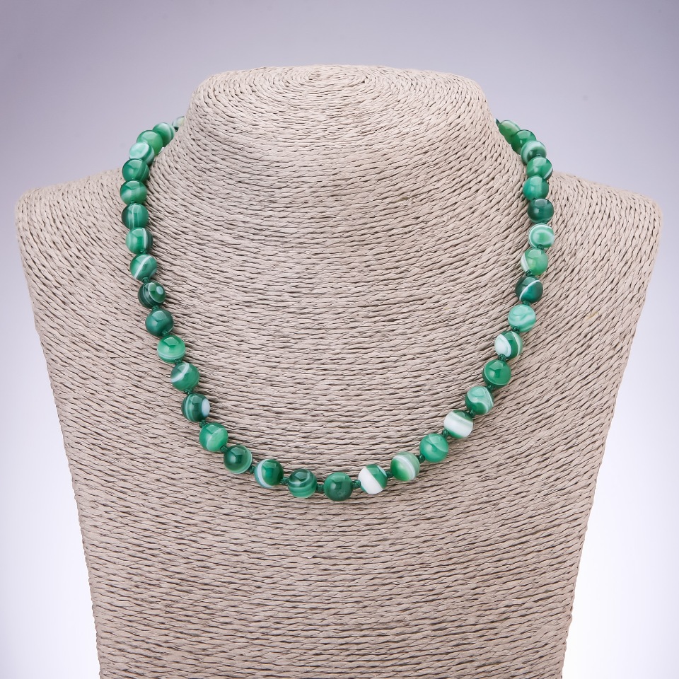 Natural Agate Bead Necklace, Green Smooth Bead, 8 mm Diameter, 45 cm Length