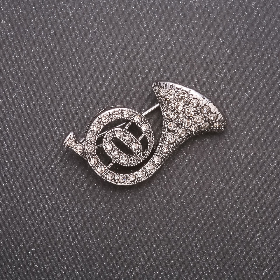 Crystal-Tube Brooch in Gray Metal 30x20mm