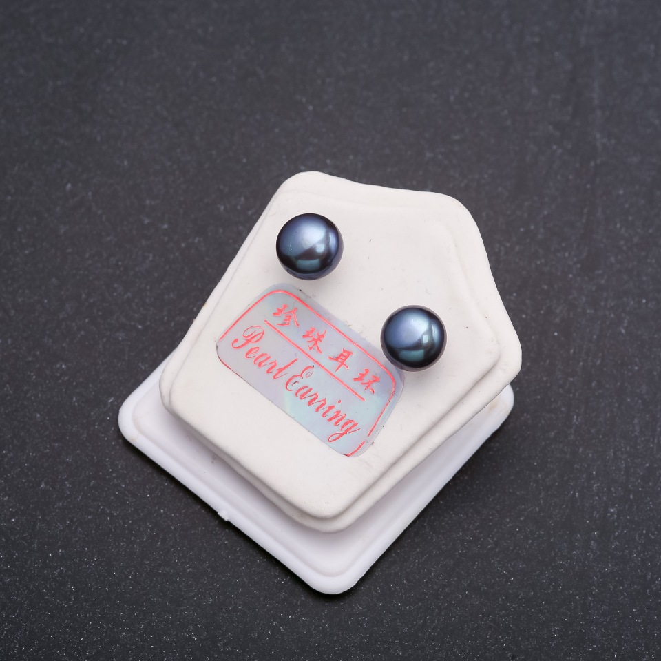 Stud earrings with freshwater pearls, silver clasp, diameter 8-9 mm, color Black Prince