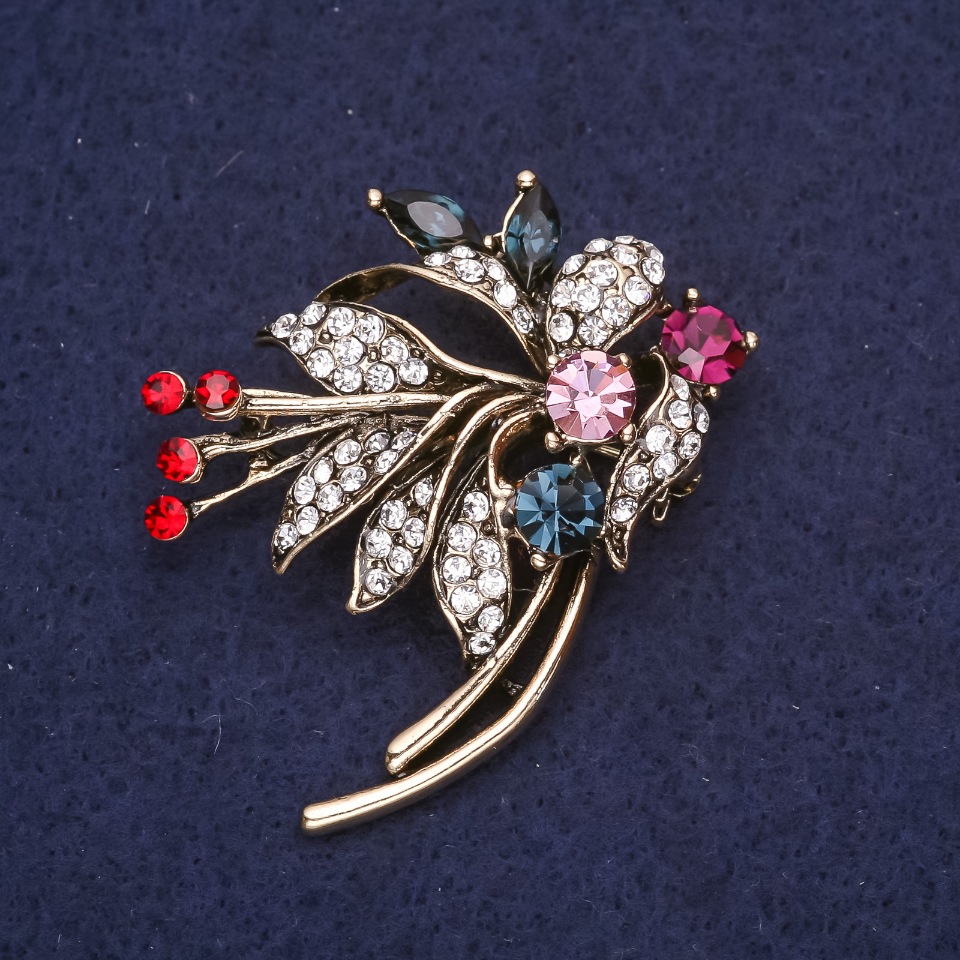 Brooch 'Bouquet' with colored stones and rhinestones red, blue, pink, burgundy and white, 48×40 mm, gold-tone metal
