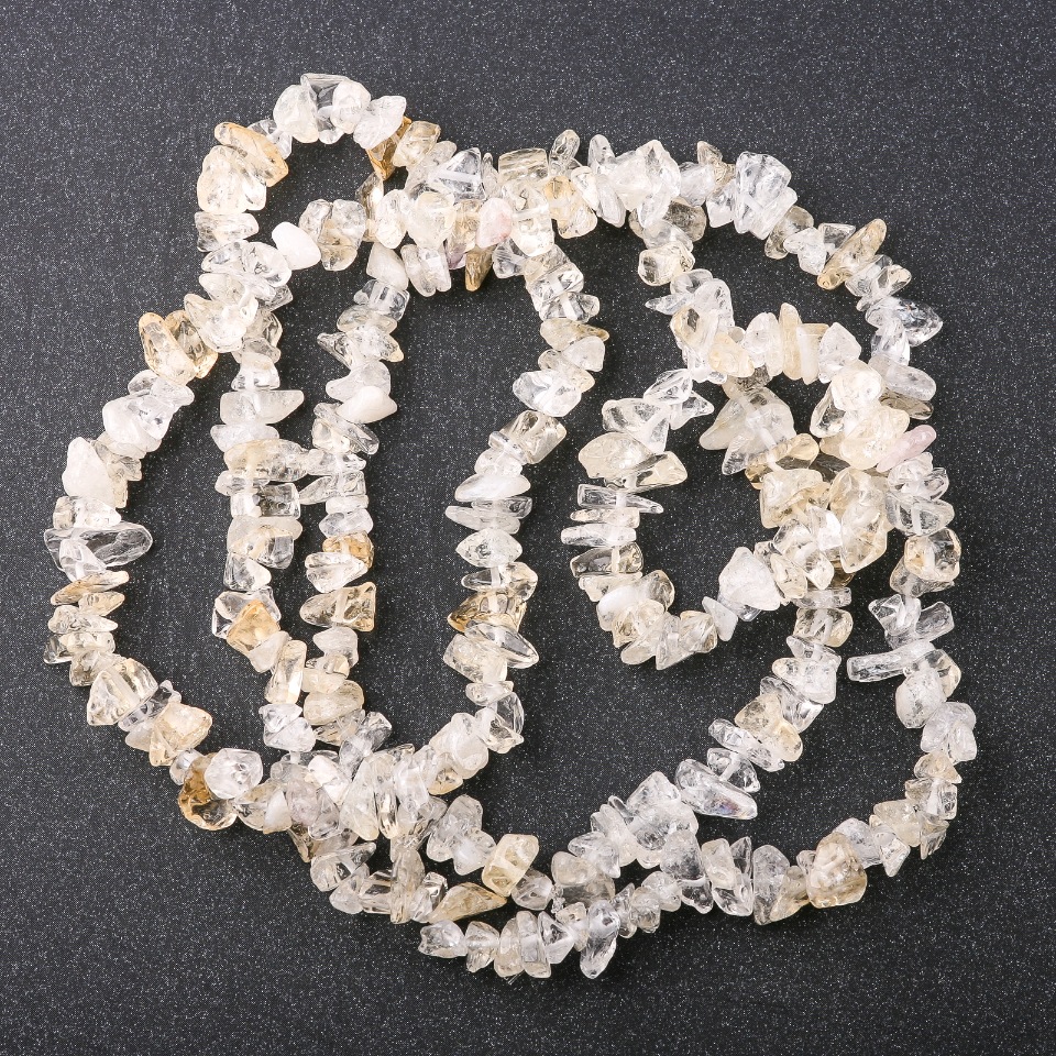 Hairy quartz beads - chip, 8mm diameter, 80cm length