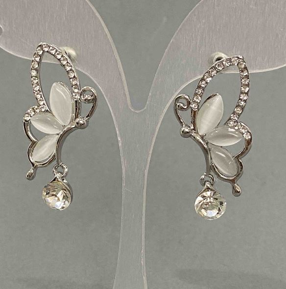 Stud Earrings \"Butterfly Wing\" with Crystals / Inlay \"Cat's Eye\" Crystal / Silver-Toned Metal / 30×20 mm
