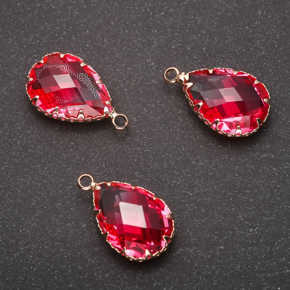 Pendant 'Drop' Pink Color, Gold-Tone Setting 13×21 mm