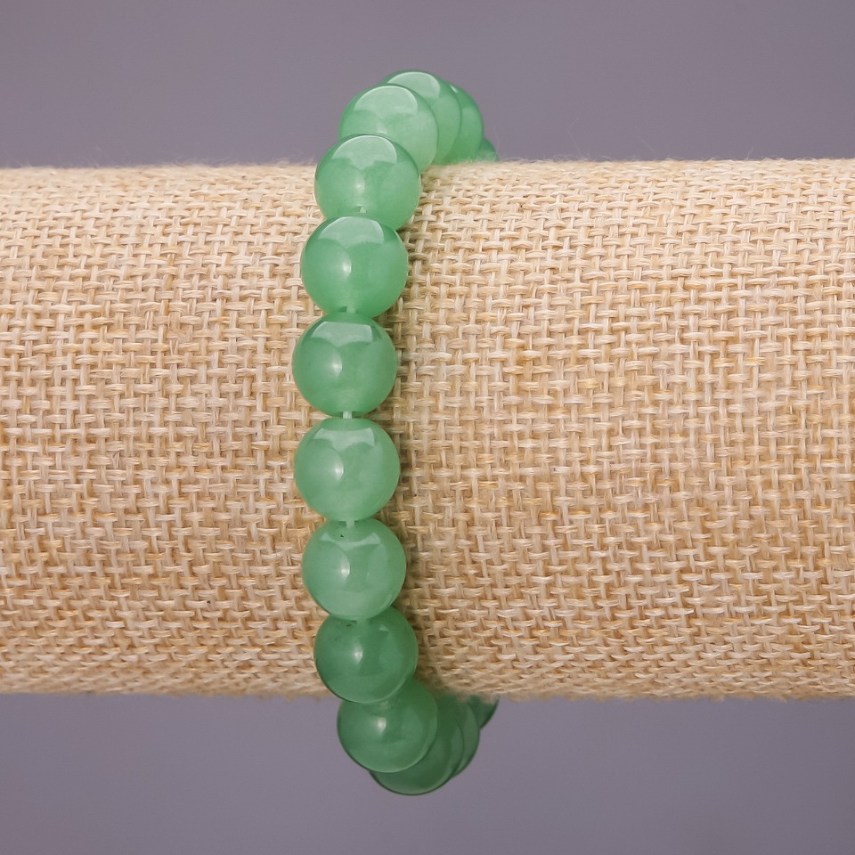 Stretch Bracelet with Jade Smooth Beads, 10 mm Diameter, 18 cm Length