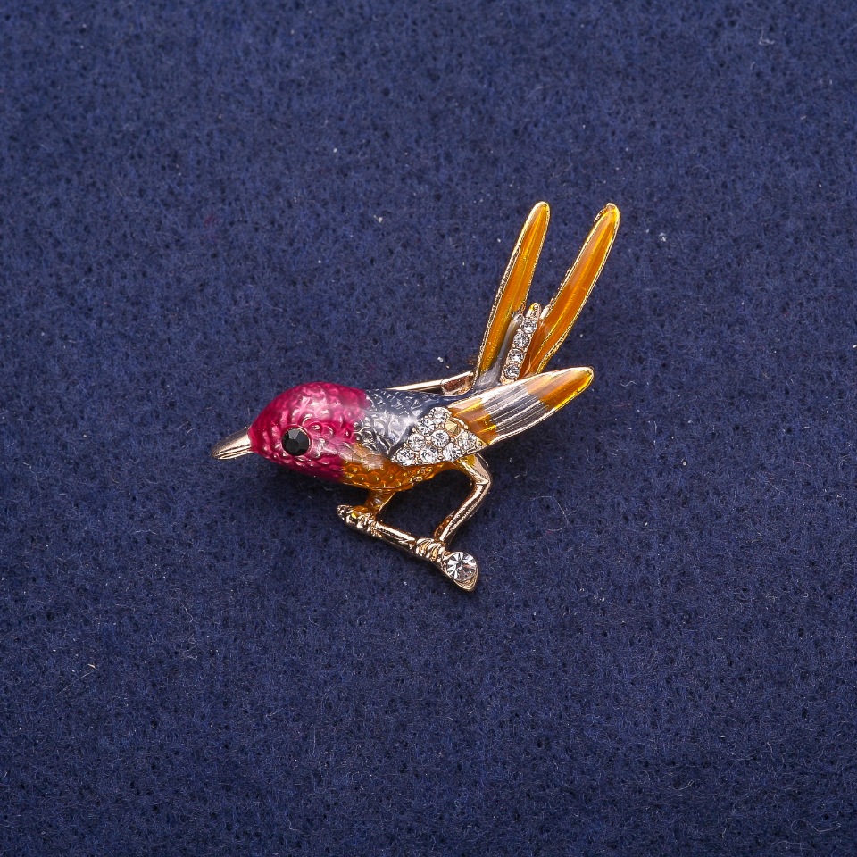Brooch 'Bird on a Branch' with Enamel and Crystals, Gold-Tone Metal 34x33mm