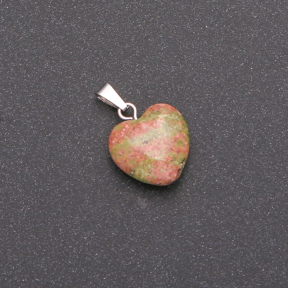 Heart pendant in heliotrope jasper, 14×14×23 mm