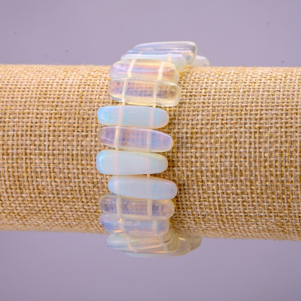 Moonstone Bracelet, stick-shaped, 6×20 mm diameter, 18 cm length