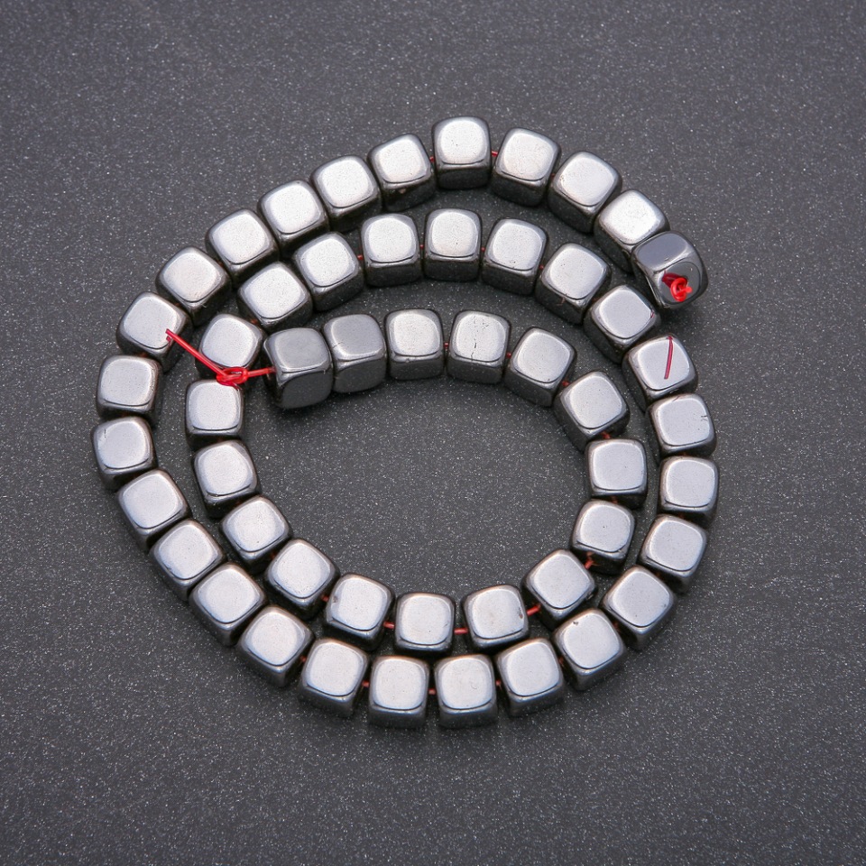 Hematite cube beads, 8x8 mm, length 40 cm