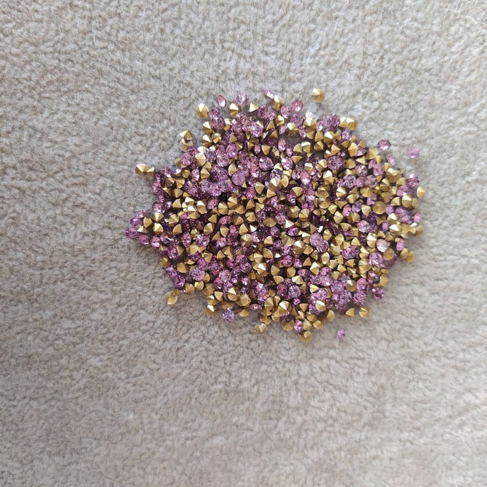 Purple rhinestones, violet color, diameter 3.5 mm (±), pack 4 g (±)
