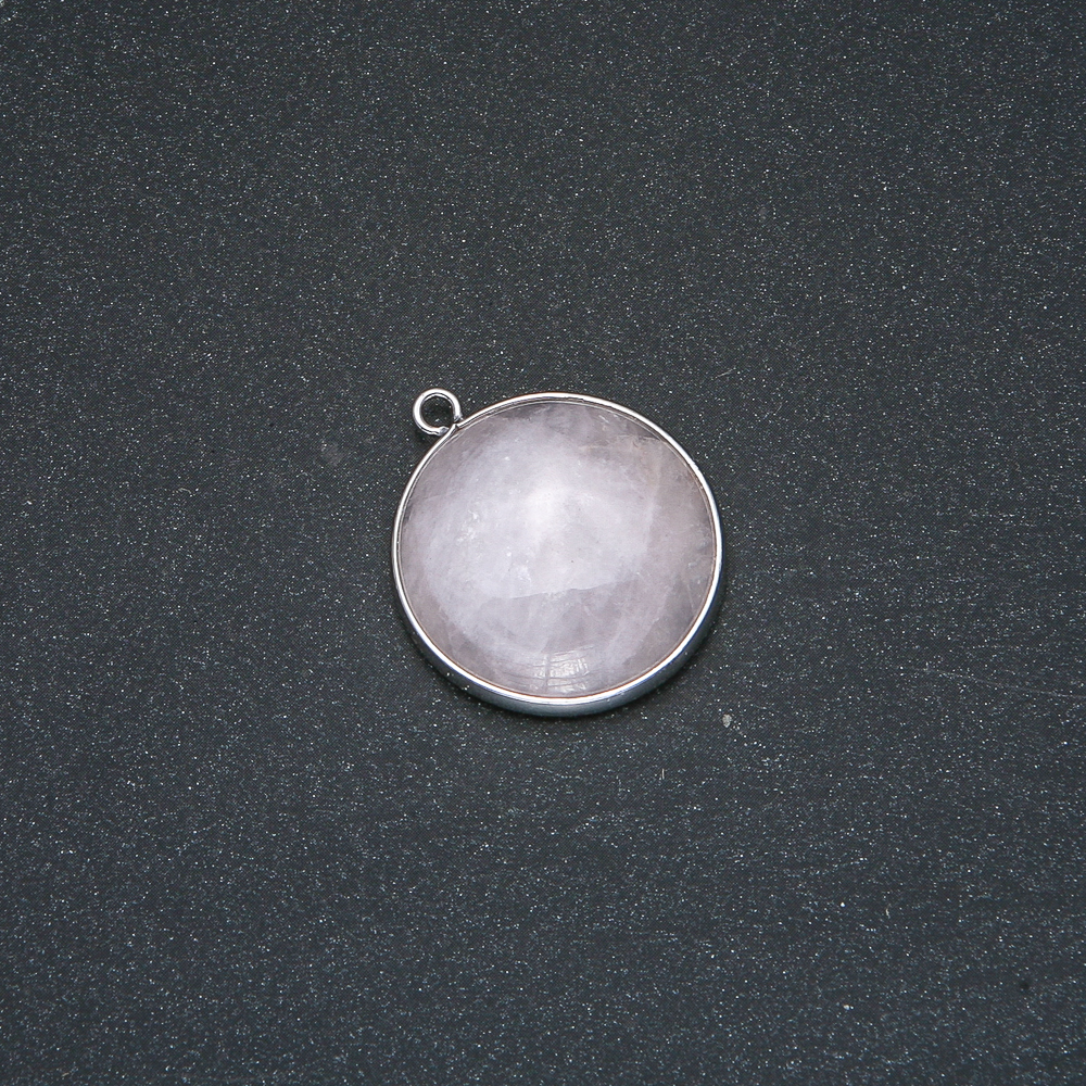 Pendant Pink Quartz in a Silver Setting, diameter 26mm+
