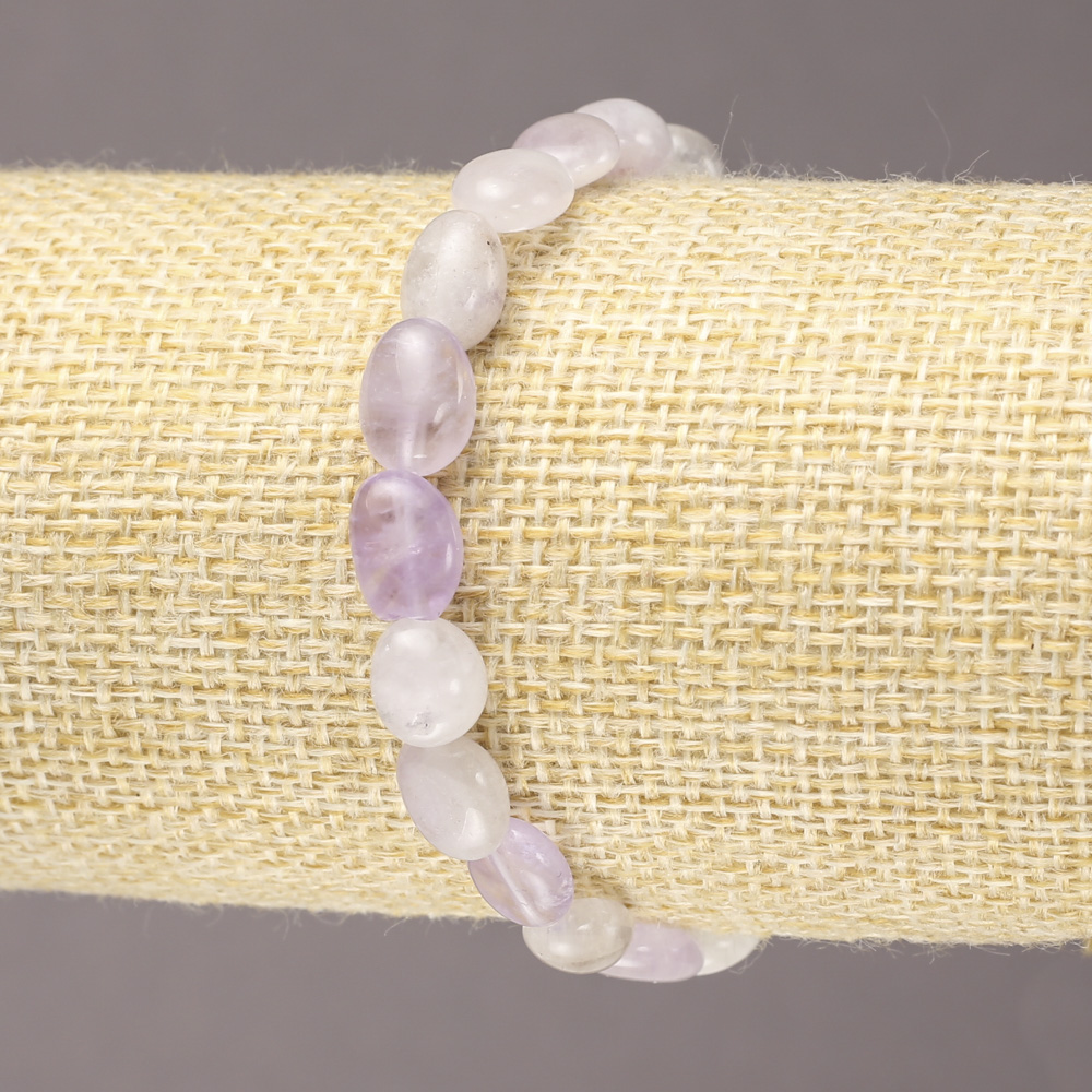 Elastic bracelet with natural amethyst, faceted, 8×10 mm diameter