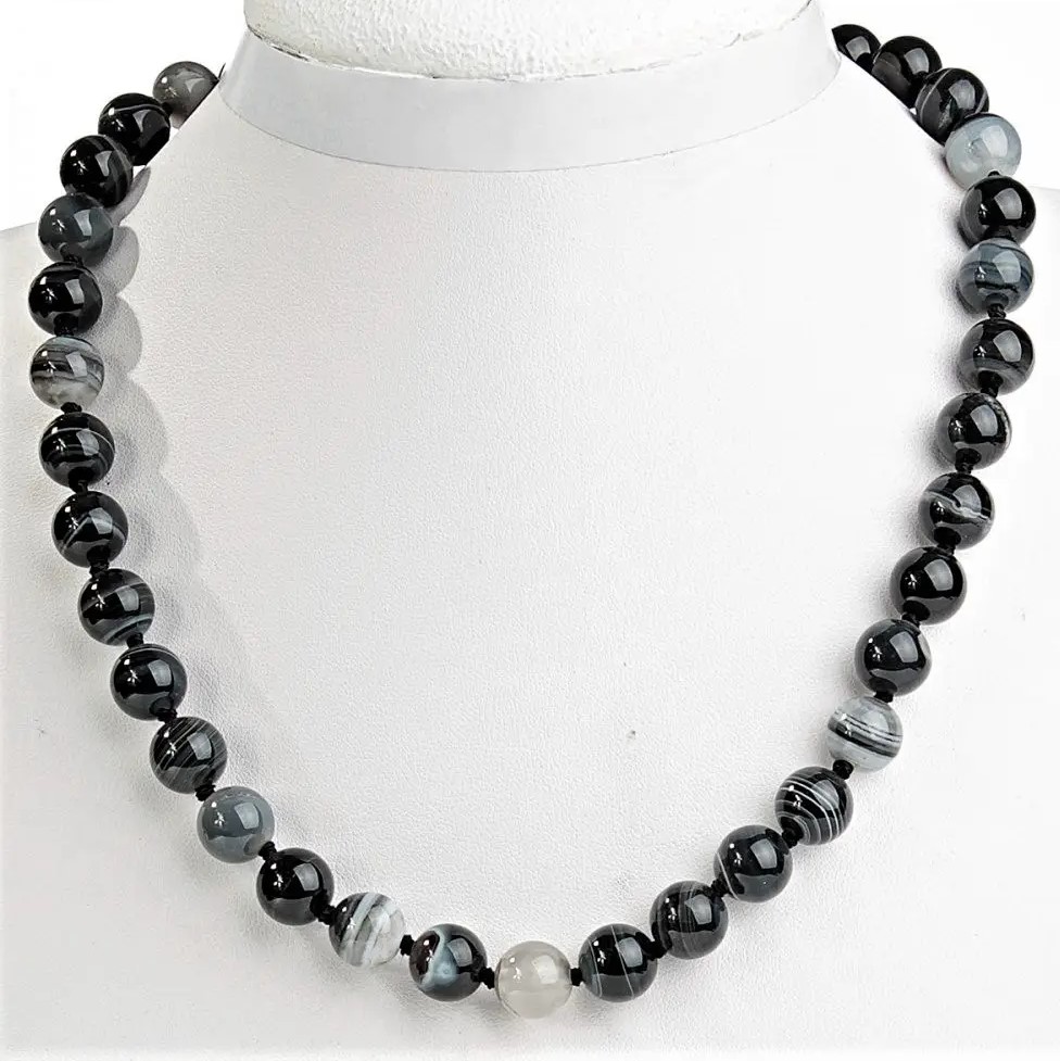 Gray Agate Necklace with Smooth Bead, 12mm diameter, 45cm length