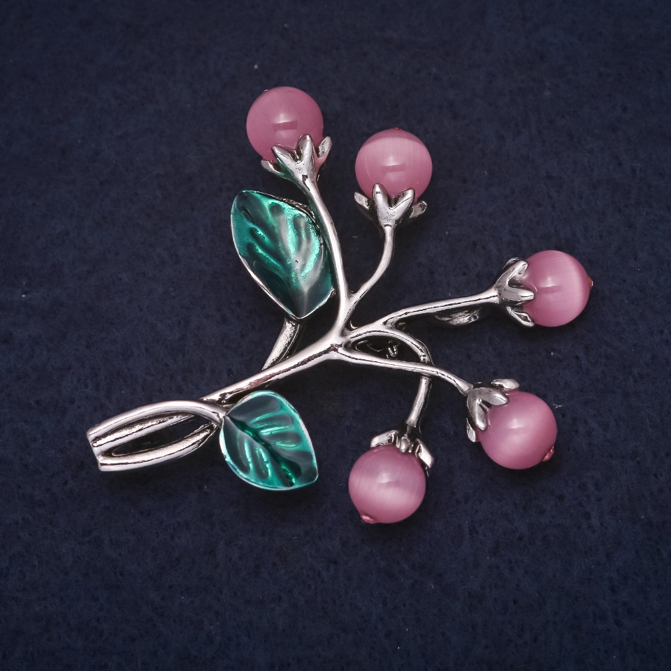 Brooch 'Berry Cat's Eye' 48×55 mm enamel pink-green silver-toned metal