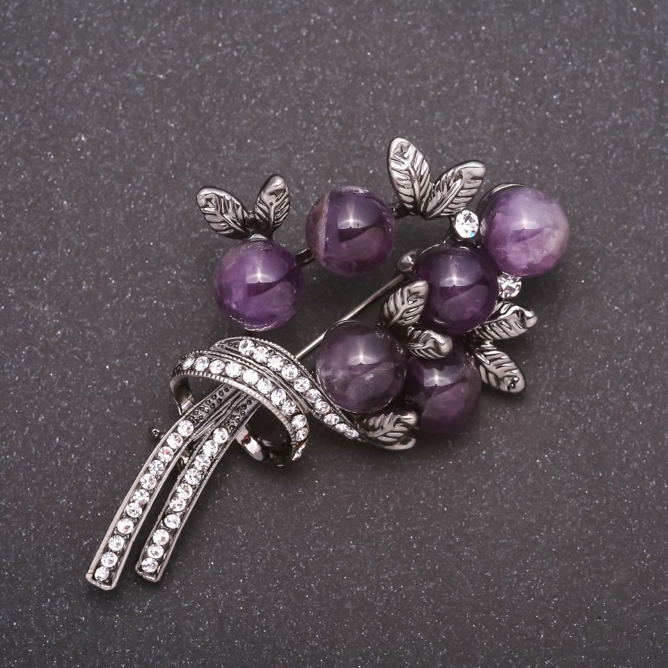 Brooch with natural amethyst gemstone 'Bouquet' in gray metal, 67x42 mm