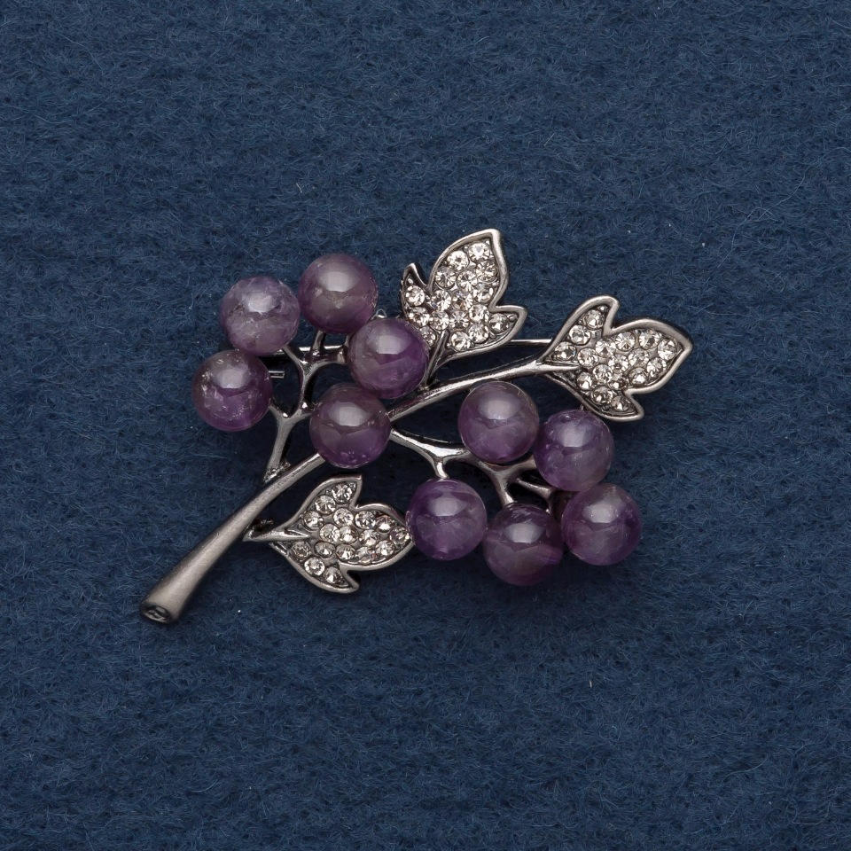 Brooch 'Amethyst Berries' 5x4 cm Gray Metal