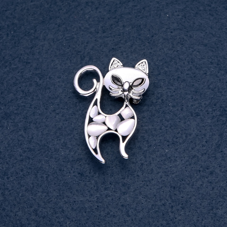 Brooch 'Kitty' with White Cat's Eye, Silver-colored Metal, 30×45 mm