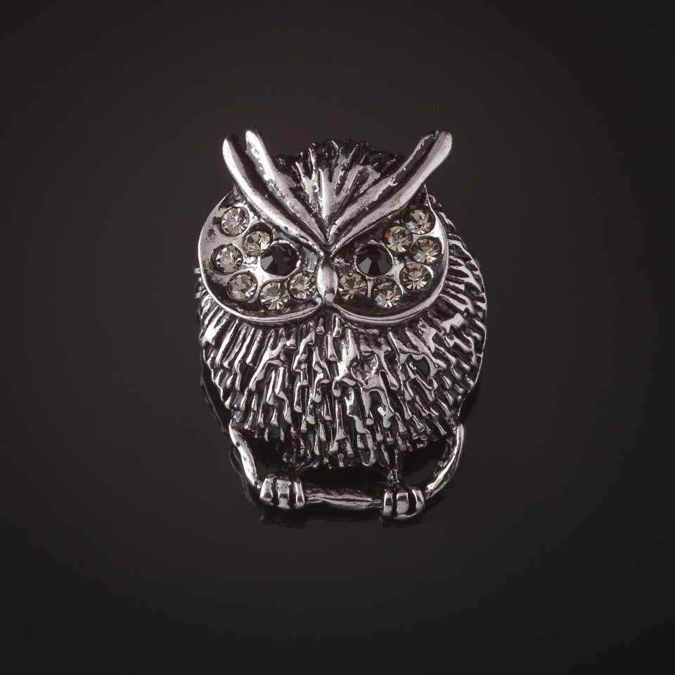 Owl Brooch with Silvered White Crystals 3.5 cm