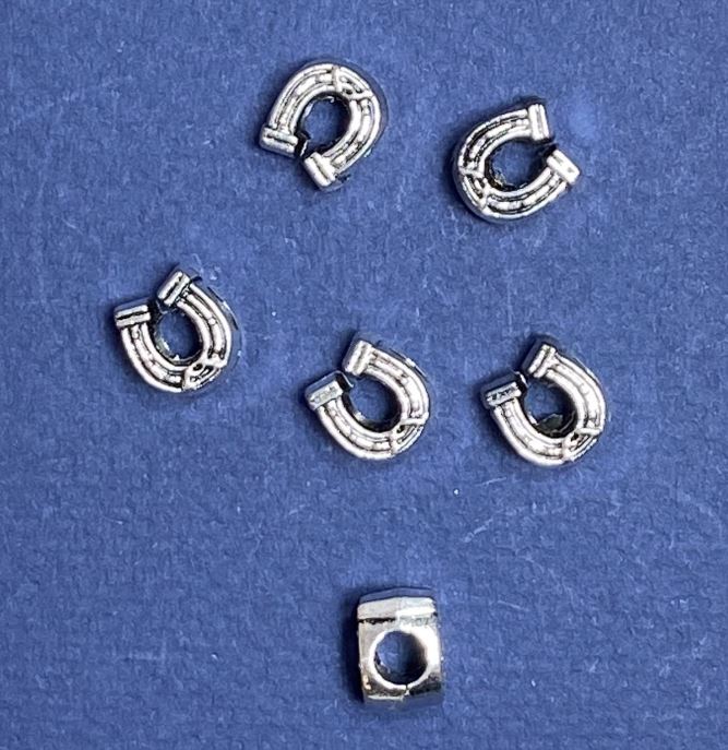Pandora Bead Horseshoe 9x11mm, hole diameter 5mm, packaging 20 g +/- 9 pcs
