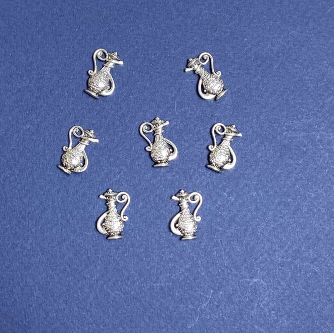 Findings Pendant Jug 1.8 cm, 20 g, +/- 18 pcs