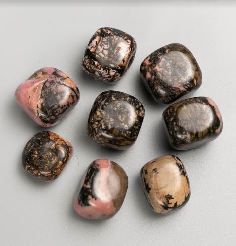 Souvenir natural Rhodonite stone, faceted 21×17mm (+-), packaging 100 g