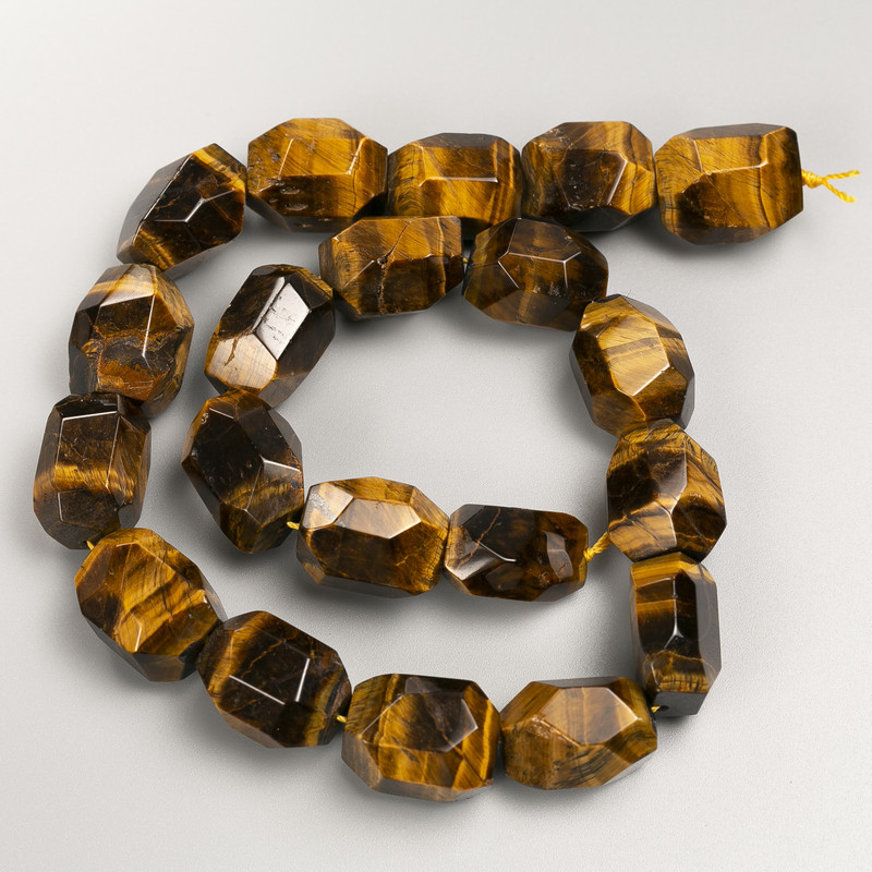 Tiger's Eye Beads on Thread, Faceted Natural Nuggets, diameter 15×20 mm ±, length 39 cm ±