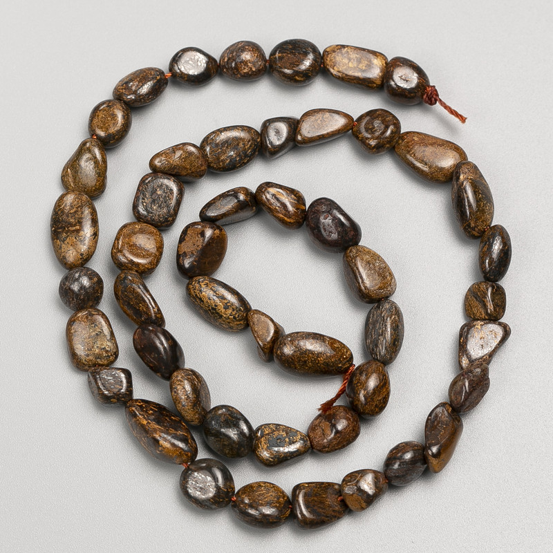 Bronzite hammered beads on thread, diameter 8x8 mm ±, length 40 cm ±