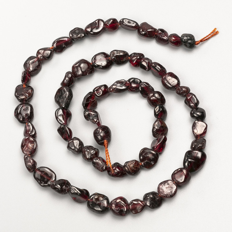 Faceted Garnet Beads, Natural Stone, diameter 8x7 mm, length 41 cm on thread