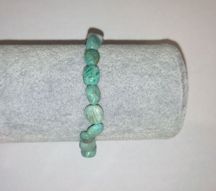 Faceted natural amazonite bracelet, 8x9 mm beads, 18 cm circumference on an elastic cord