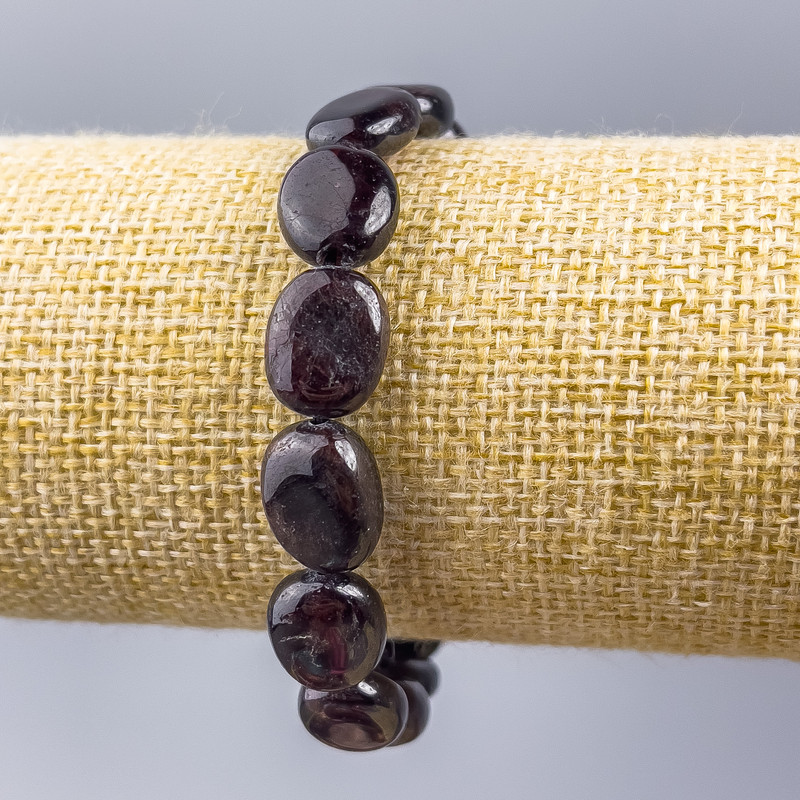 Bracelet Garnet natural stone texturing d 12x13x7 mm+-, length 18 cm (stretch)