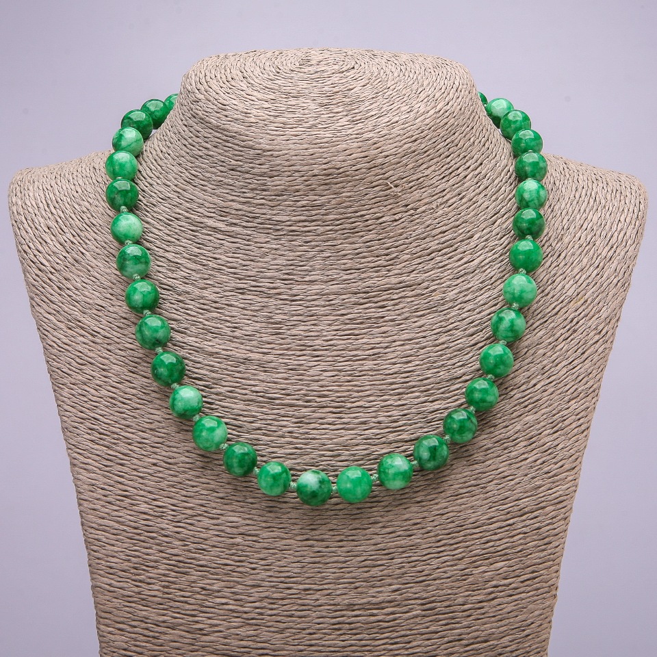 Synthetic chrysoprase necklace, smooth round beads, 10 mm diameter, 45 cm long