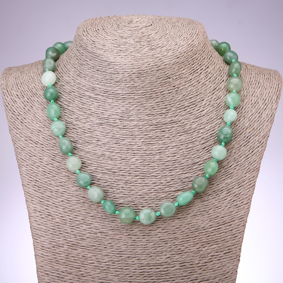 Nephrite Necklace, Faceted, Beads 10–12 mm, Length 48 cm