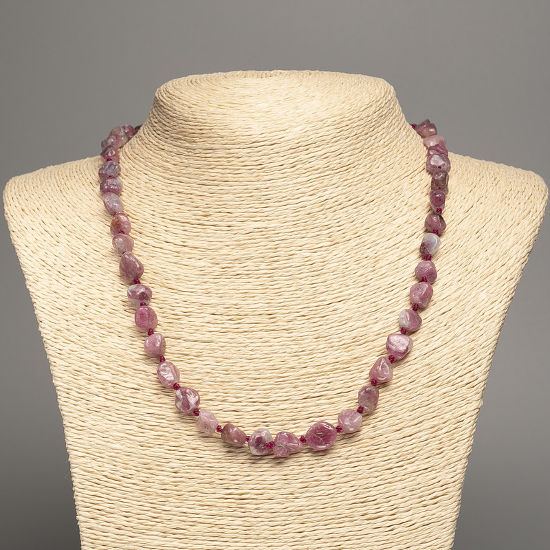Necklace with natural rubellite tourmaline, faceted, bead diameter 9x9 mm, length 50 cm