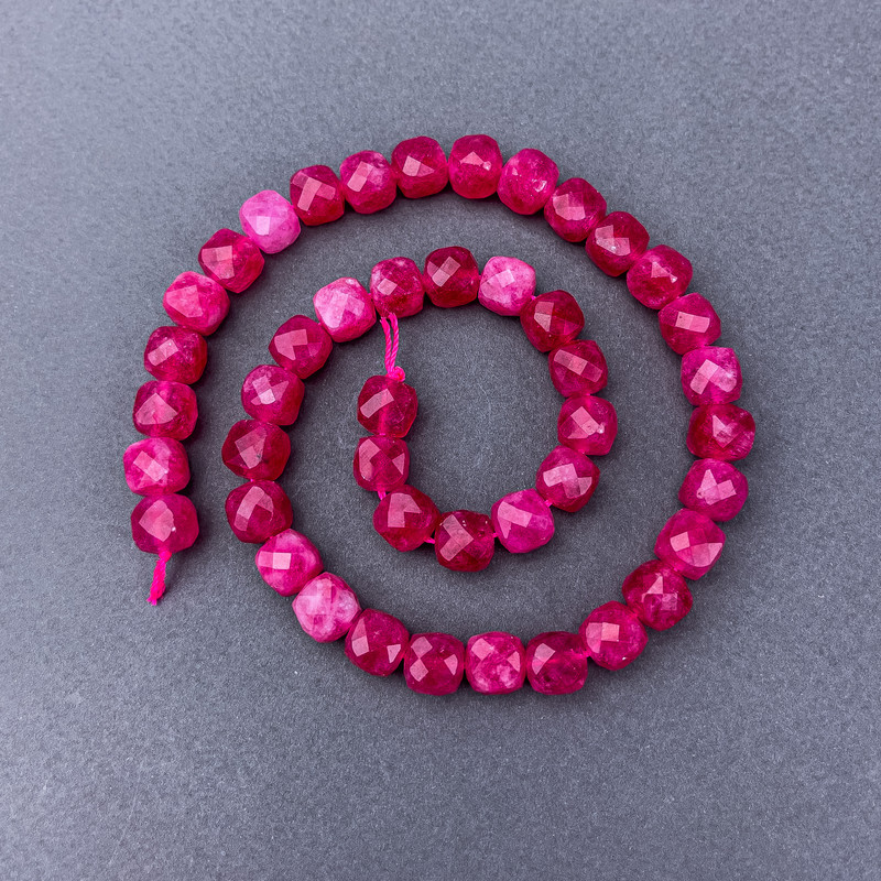 Pink Tourmaline Beads – Natural Stone, Faceted Cubes on Strand, 9x9 mm, 38 cm length