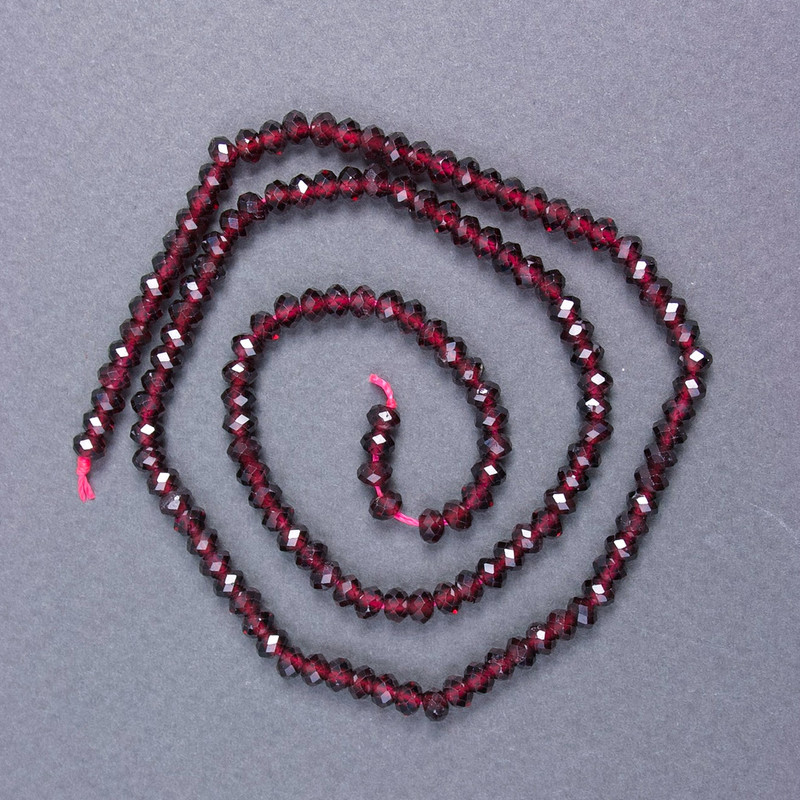 Garnet beads, natural gemstone, faceted rondelle, diameter 4x3 mm ±, strung on a thread, length 39 cm ±