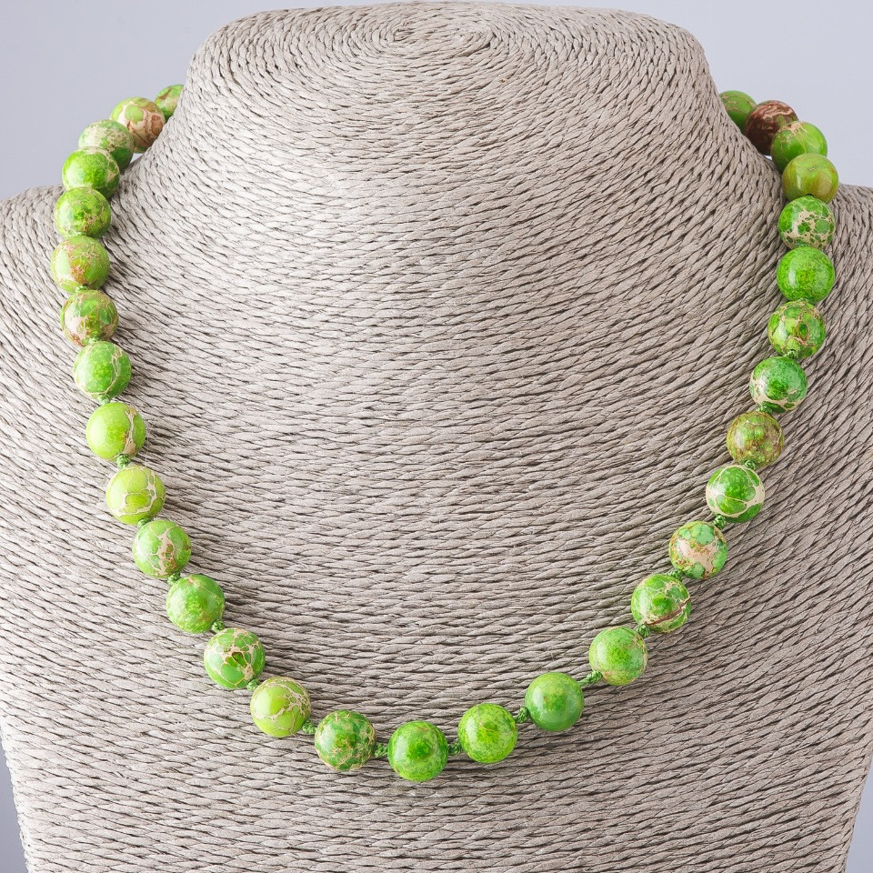 Variscite Necklace Light Green, 45 cm Length, 9–10 mm Diameter
