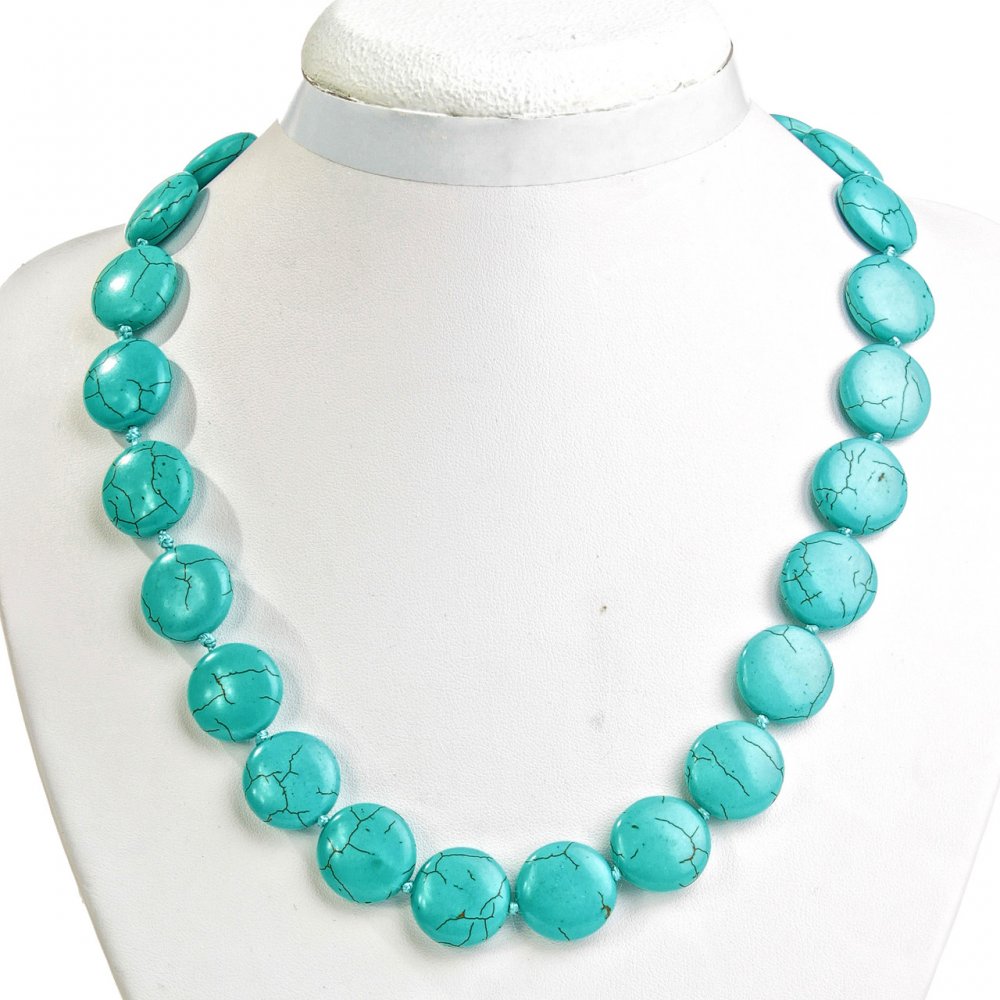 Turquoise beads with veining, coin-shaped 20mm, length 49 cm
