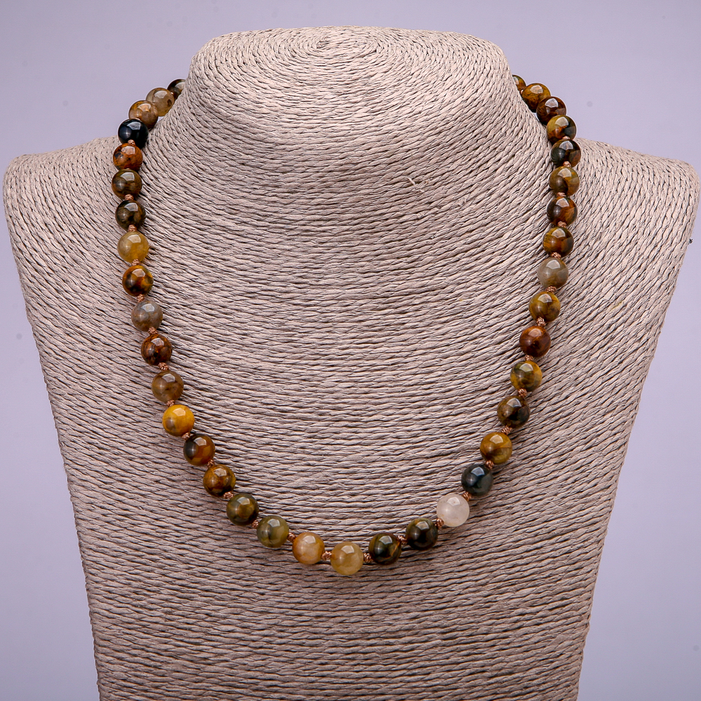 Natural petersite necklace, smooth bead, diameter about 8 mm, length 45 cm