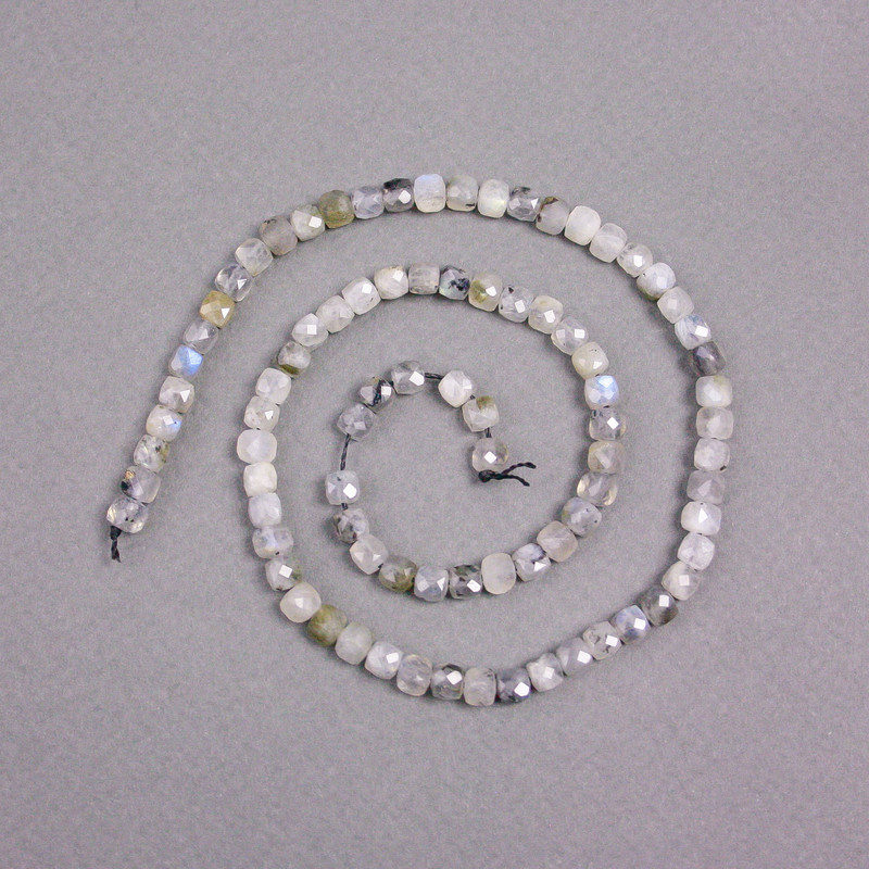 Labradorite beads on thread, faceted cube beads, 4x4 mm, length 39 cm ±