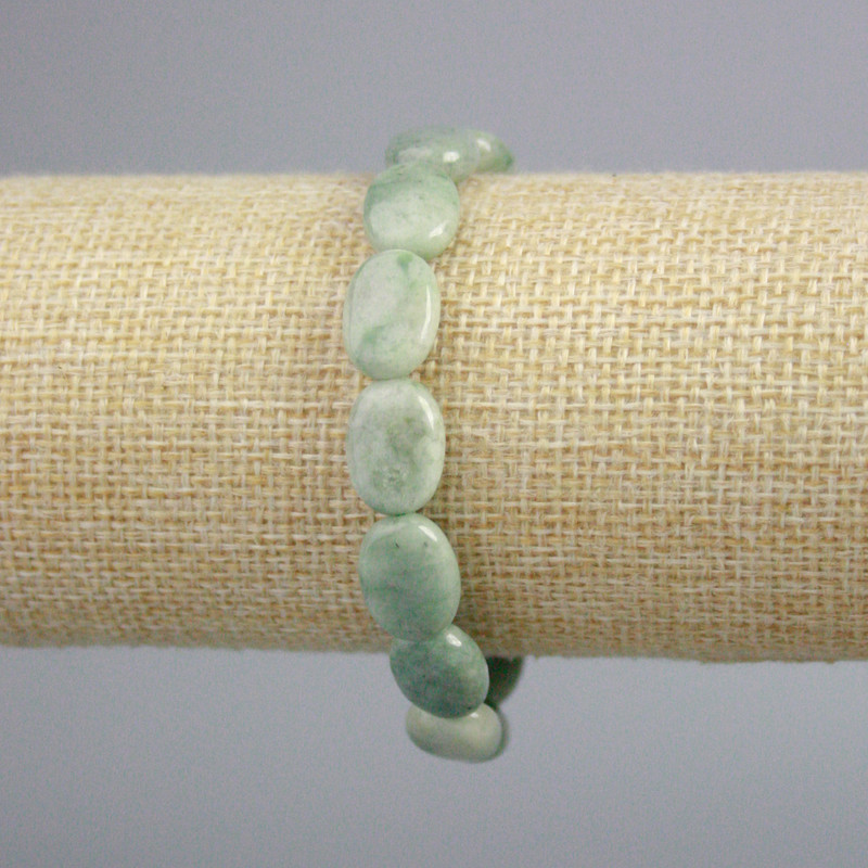 Jadeite Bracelet with Natural Oval Jade Stone, Diameter 14x10, 5 mm ±, Length 18 cm ± (Stretch)