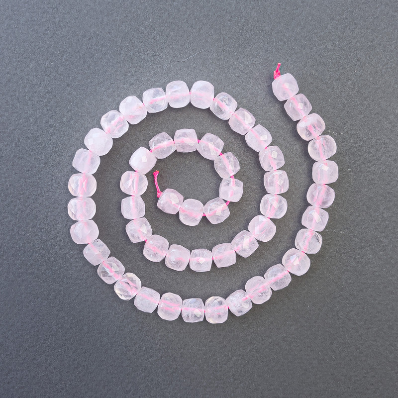 Pink Quartz Beads, Natural Stone, Faceted Cubes, 7 mm Diameter, 39 cm Length on Thread