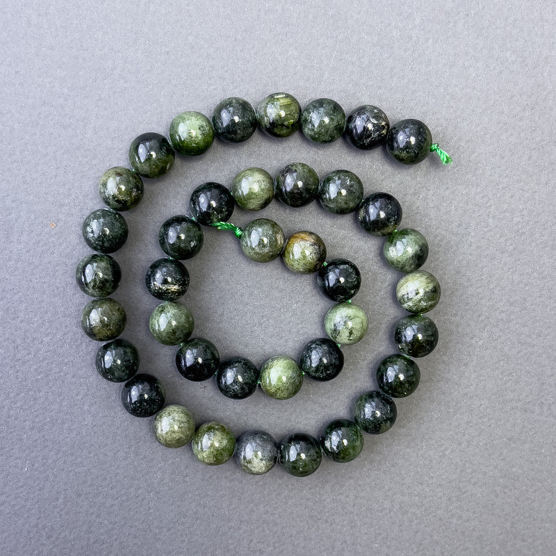 Natural Diopside Beads, Smooth Round Beads, 10 mm Diameter ±, 39 cm Length ±