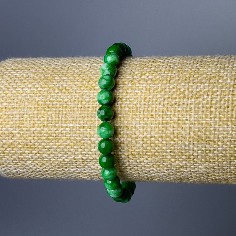 Bracelet of Chrysoprase (artificial acrylic) smooth beads, 6.5 mm diameter, 18 cm length (stretch)